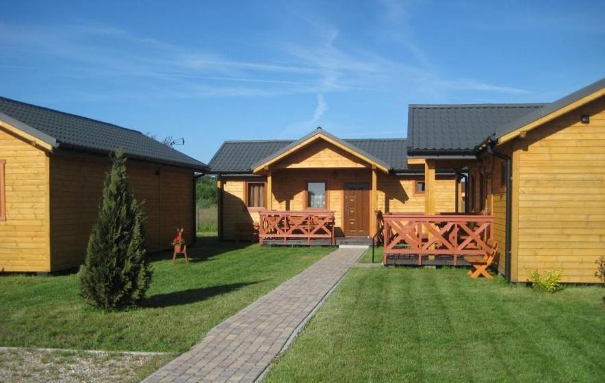 Villa Aurelia Pokoje Goscinne I Domki Letniskowe 미엘렌코 외부 사진
