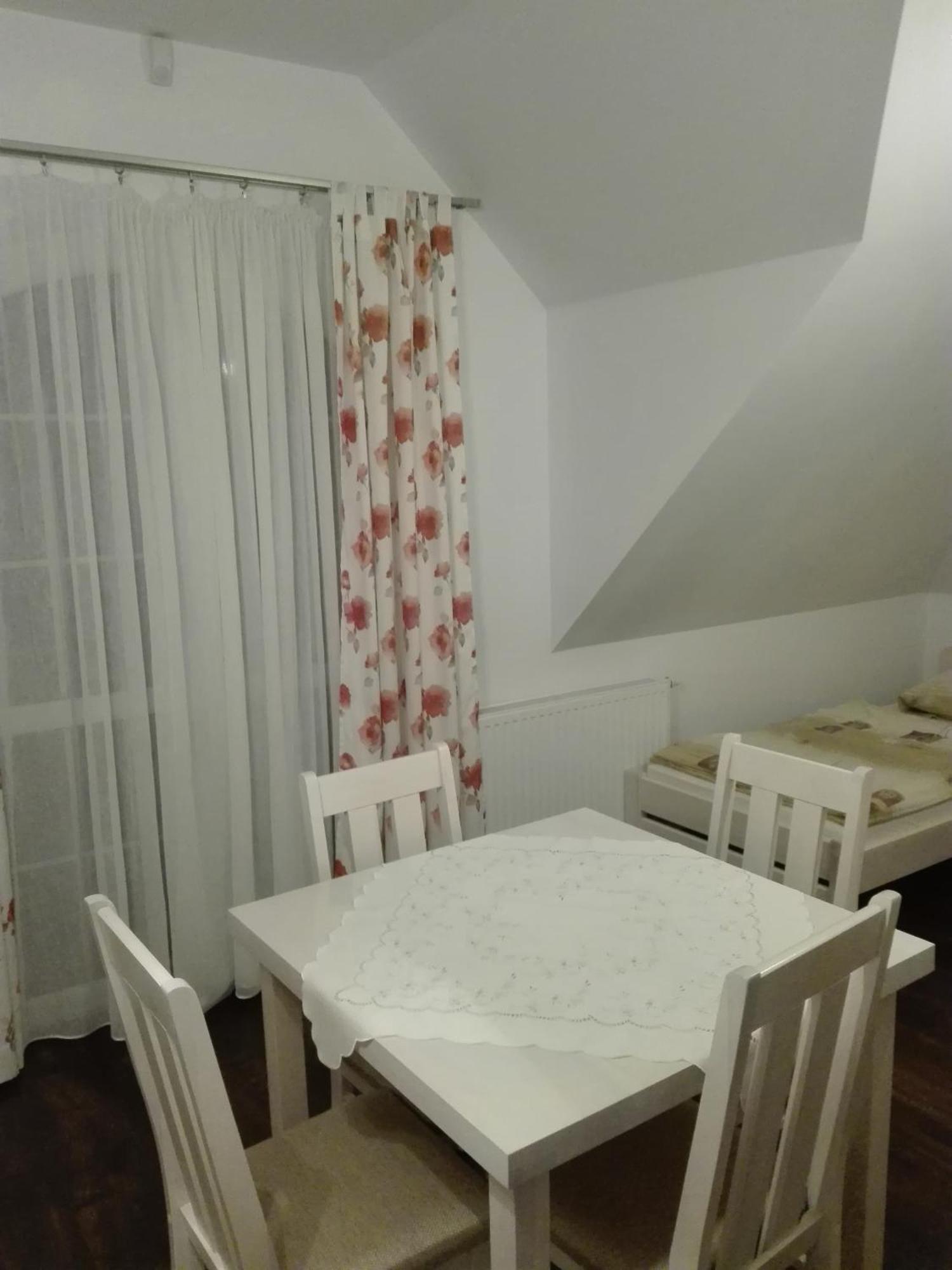 Villa Aurelia Pokoje Goscinne I Domki Letniskowe 미엘렌코 외부 사진