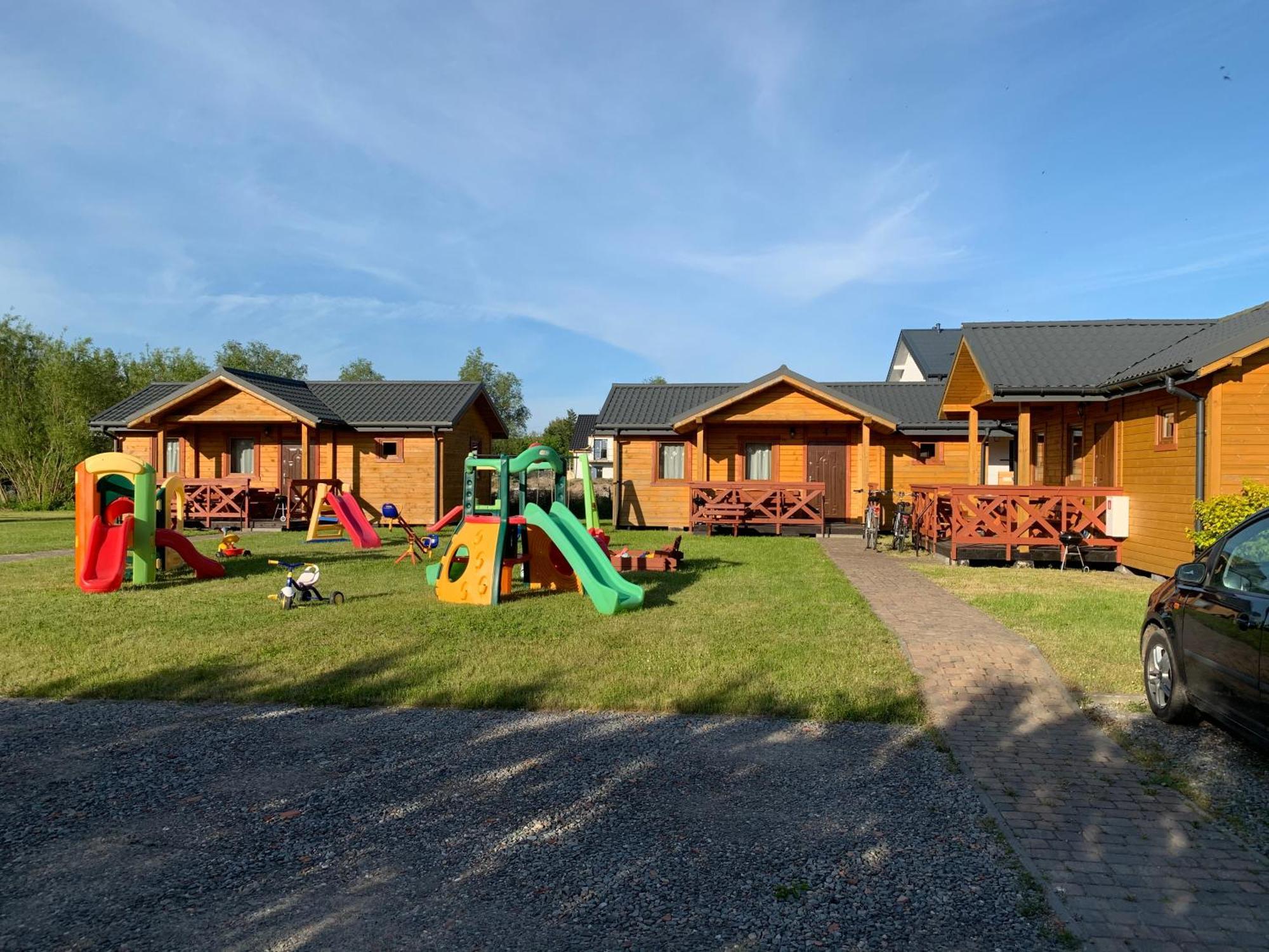 Villa Aurelia Pokoje Goscinne I Domki Letniskowe 미엘렌코 외부 사진